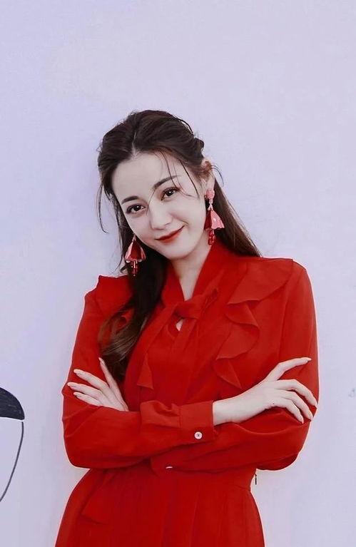 娱乐吃瓜社迪丽热巴,娱乐圈的瓜王，揭秘明星背后的故事
